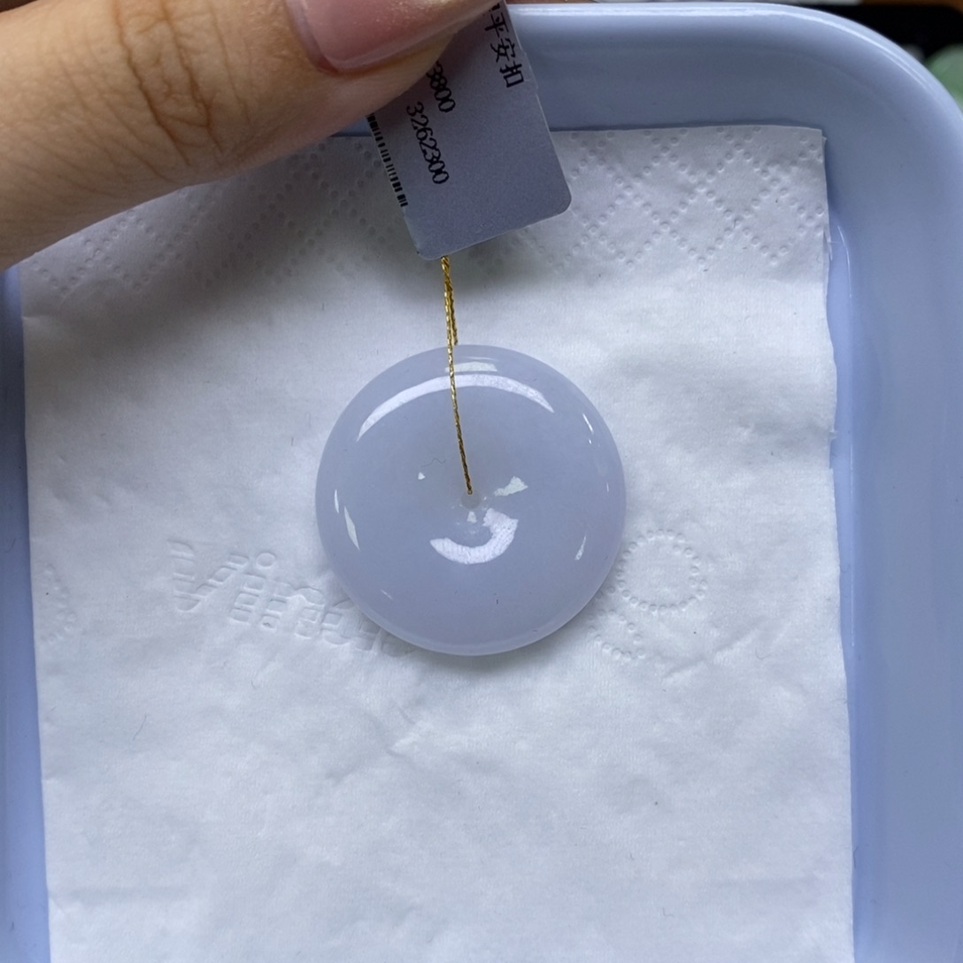 颈饰未镶嵌翡翠平安扣