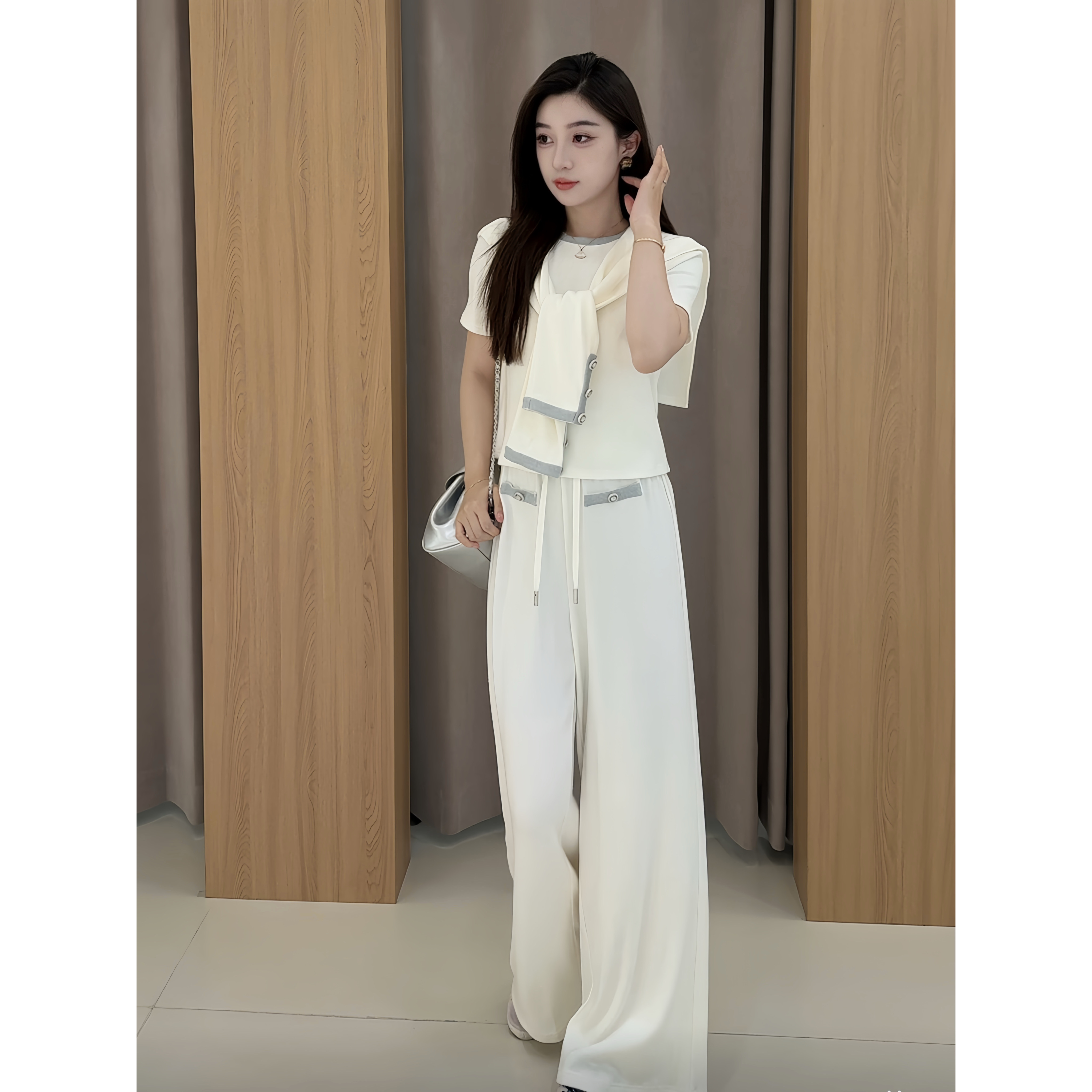 韩恩【QIANA】巴黎日记 秋季新款松弛感通勤针织白色套装qianw11