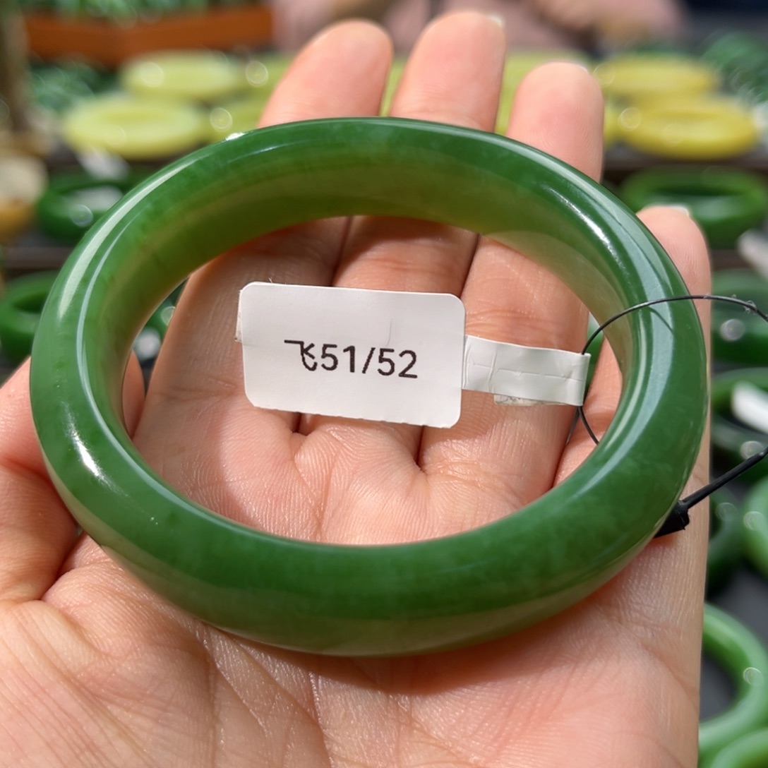 和田玉（碧玉）手镯未镶嵌