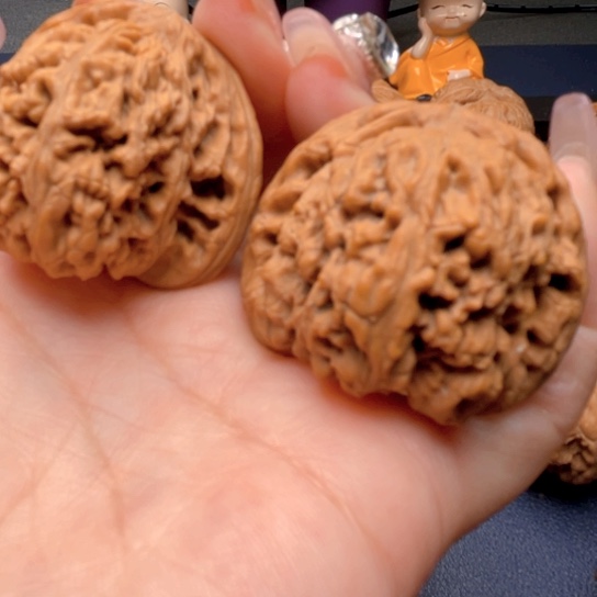 文玩核桃吊坠玉**哥1