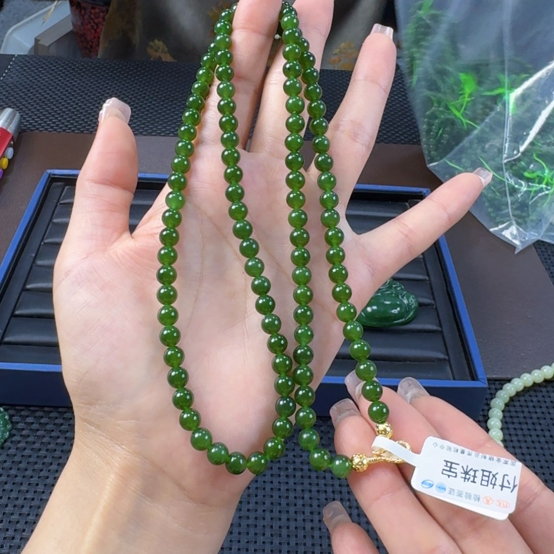 和田玉（碧玉）未镶嵌颈饰卡6