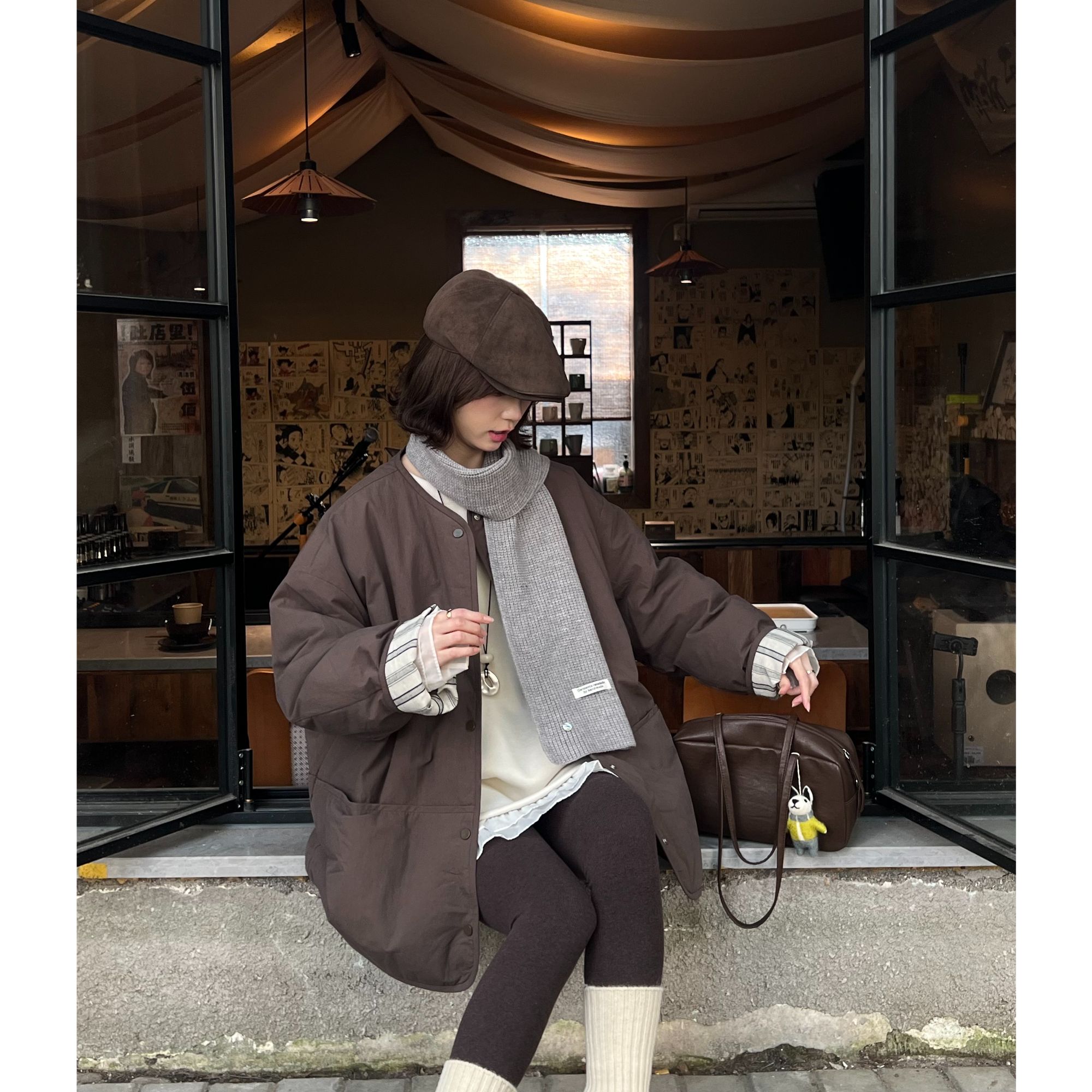 【薇薇绮】撞色袖口设计羽绒服单排扣圆领90白鸭绒外套 E548