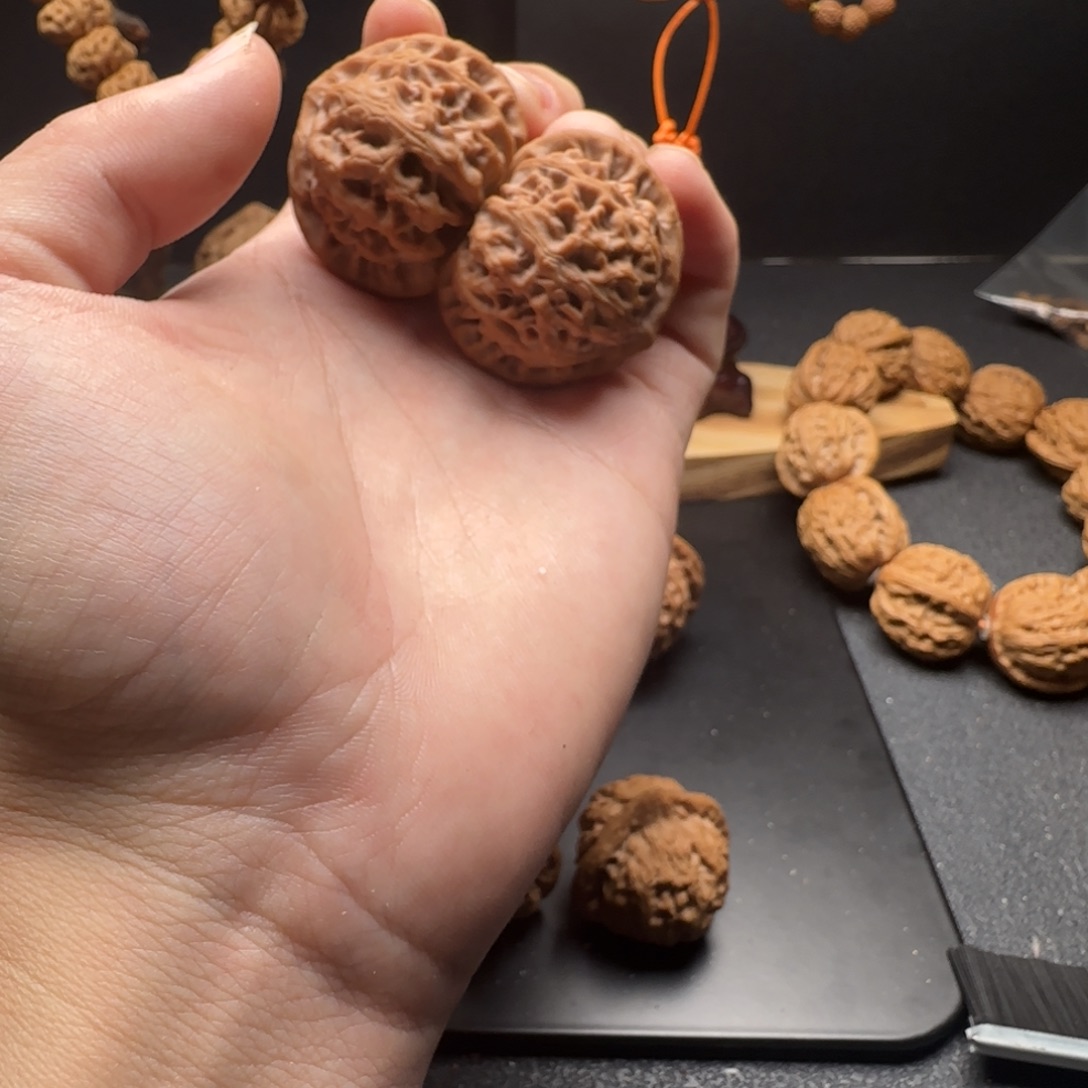 奔***´核桃不要再直播间说话