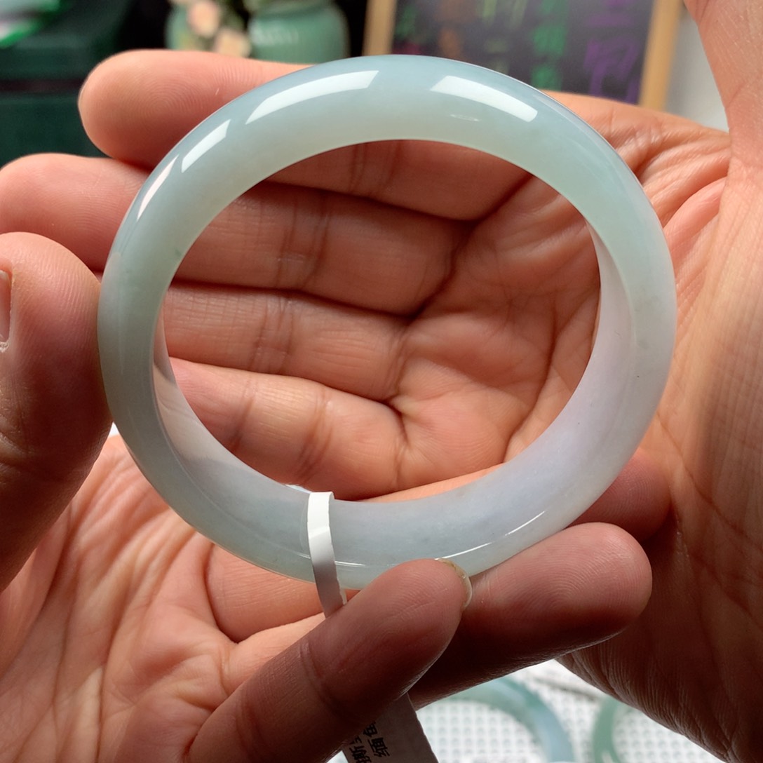 翡翠手镯未镶嵌23号