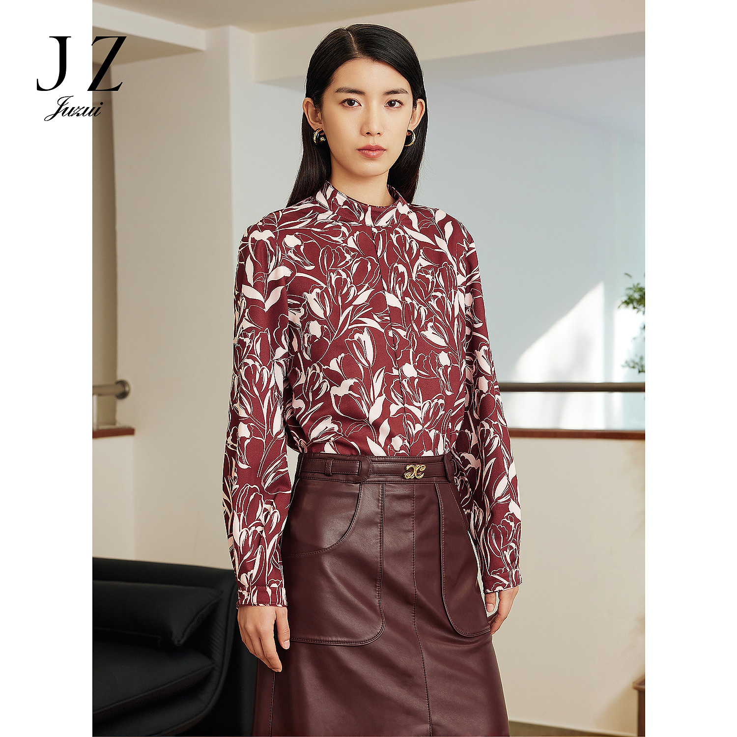 JZ玖姿商场同款优雅轻熟风立领印花JWFC80101单上衣女2025新款