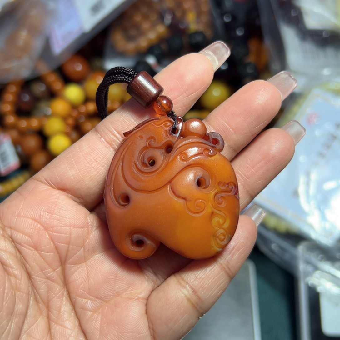 琥珀珠宝奇石未镶嵌286