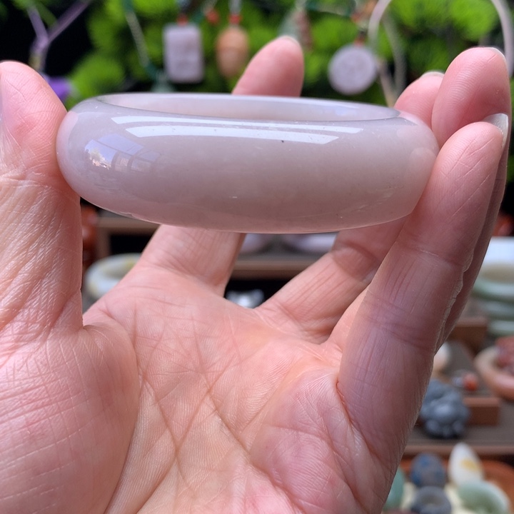 初***、石英岩玉手镯合金