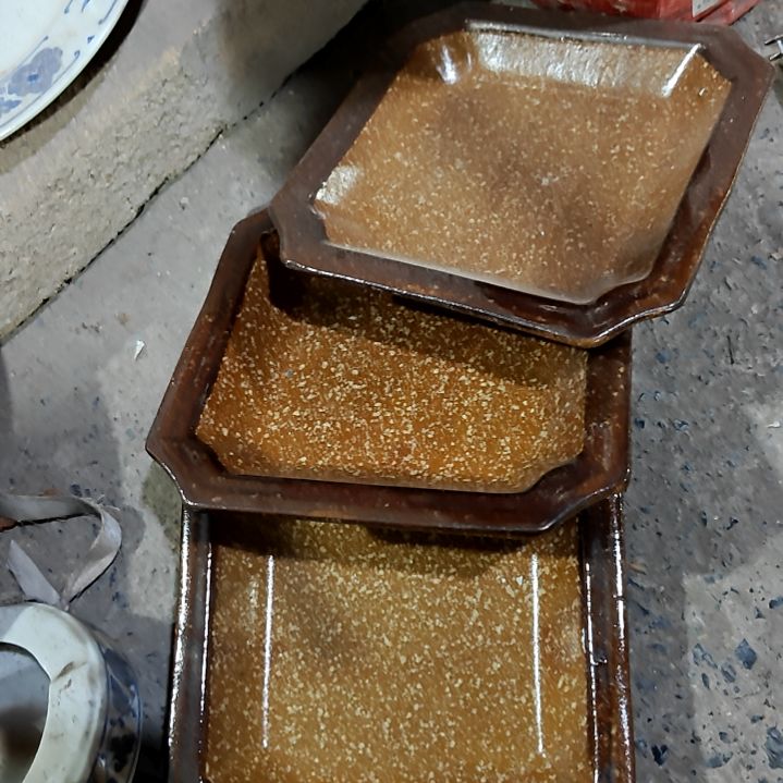 瓷片陶瓷盘子碗啥都有