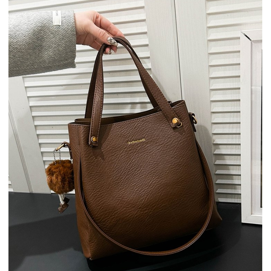 正 3016 棕色 女包（长29宽14高26）