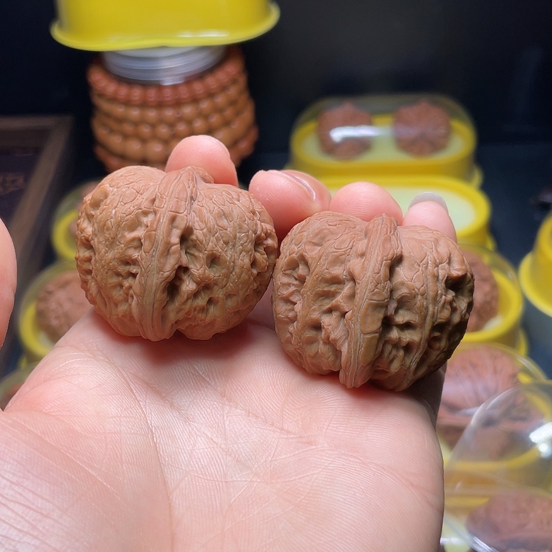 文玩核桃吊坠43尺元宝