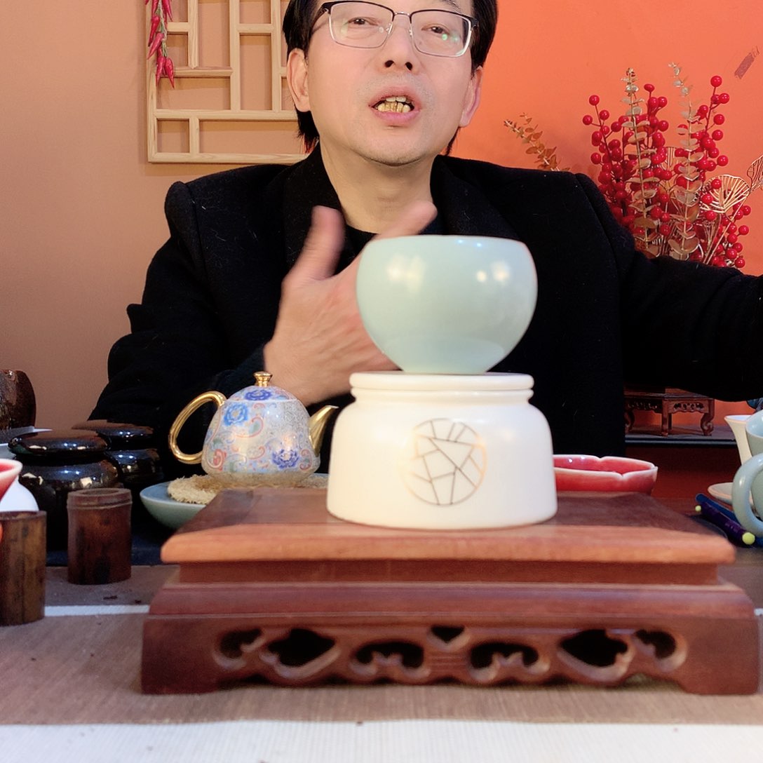 陶瓷33455678876543345677