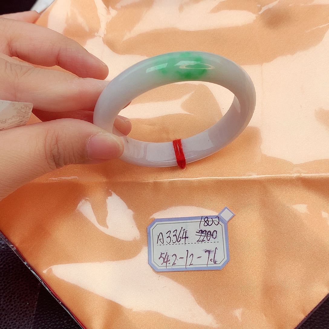 翡翠手镯未镶嵌天然缅甸翡翠A货