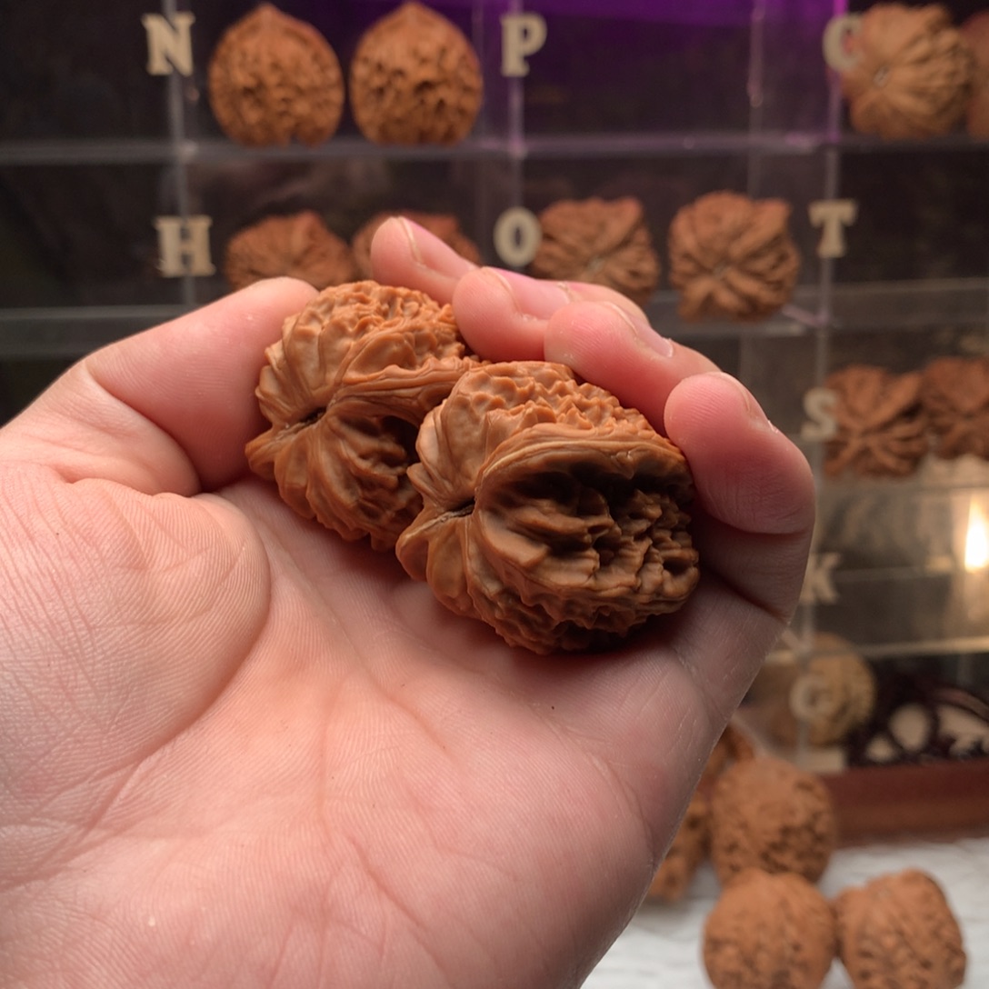 B***、吊坠文玩核桃白狮子666888