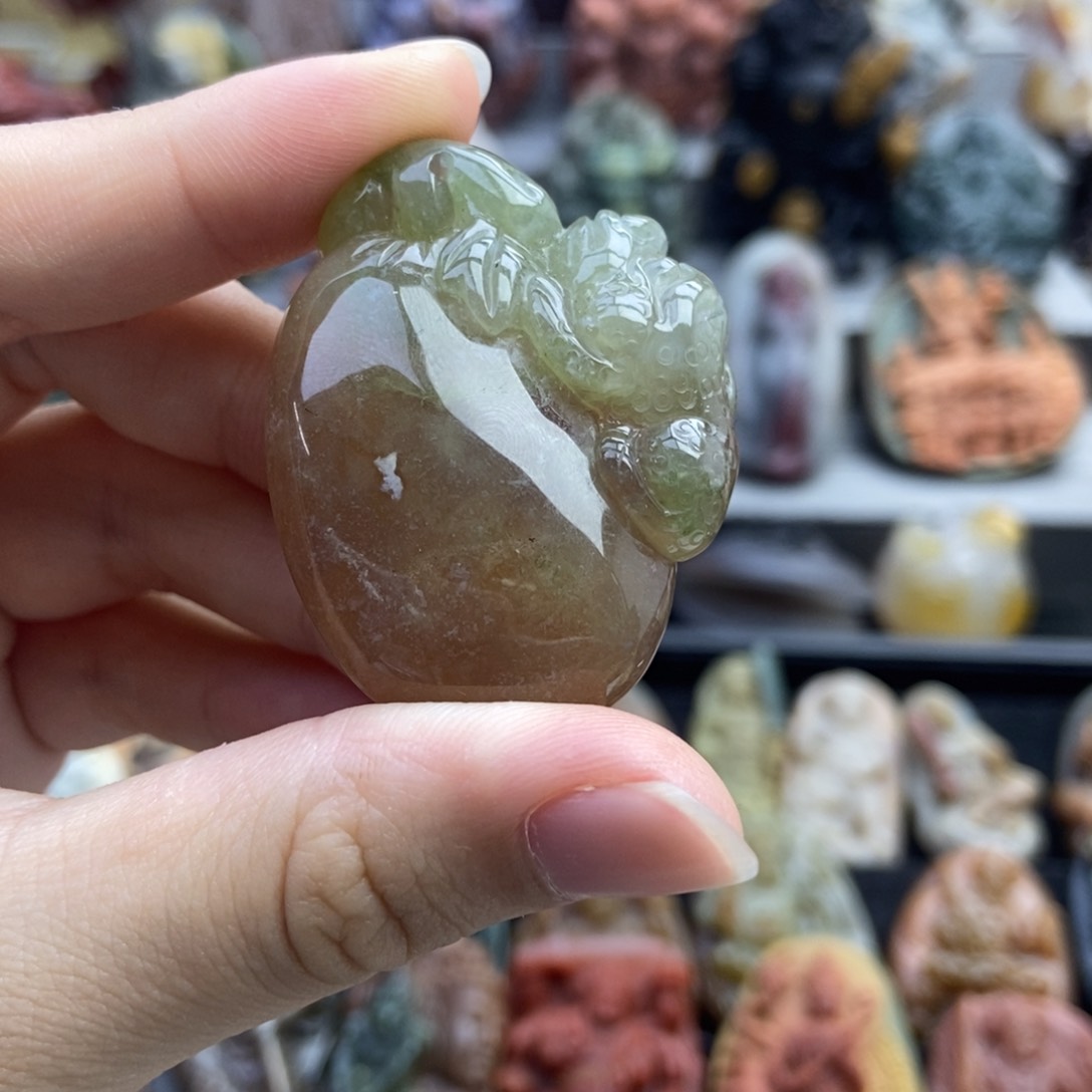 玛瑙/玉髓挂件未镶嵌