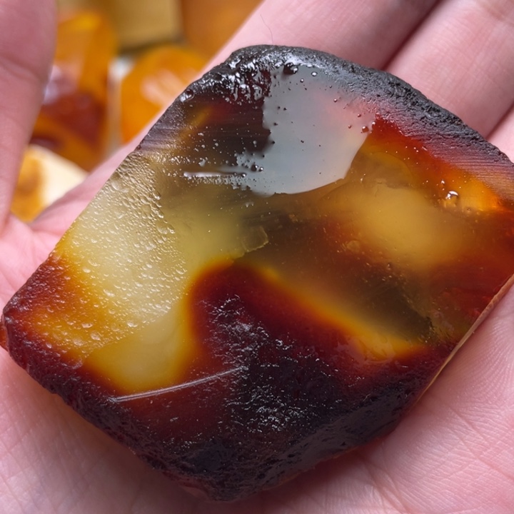 定制琥珀未镶嵌吕*希琥珀蜜蜡原石定制