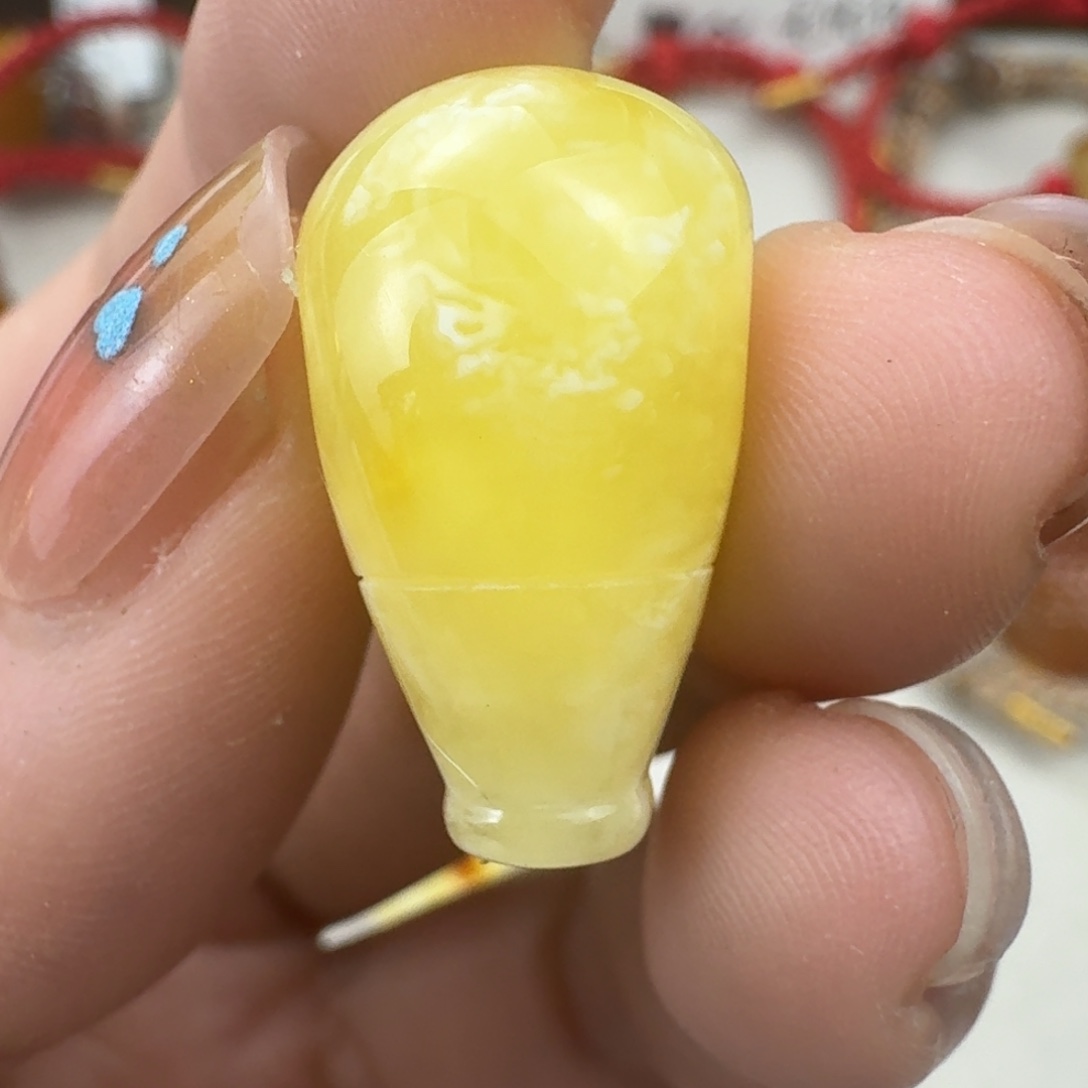 蜜蜡未镶嵌珠宝奇石全品小妖 13.6×23.8×12.7mm