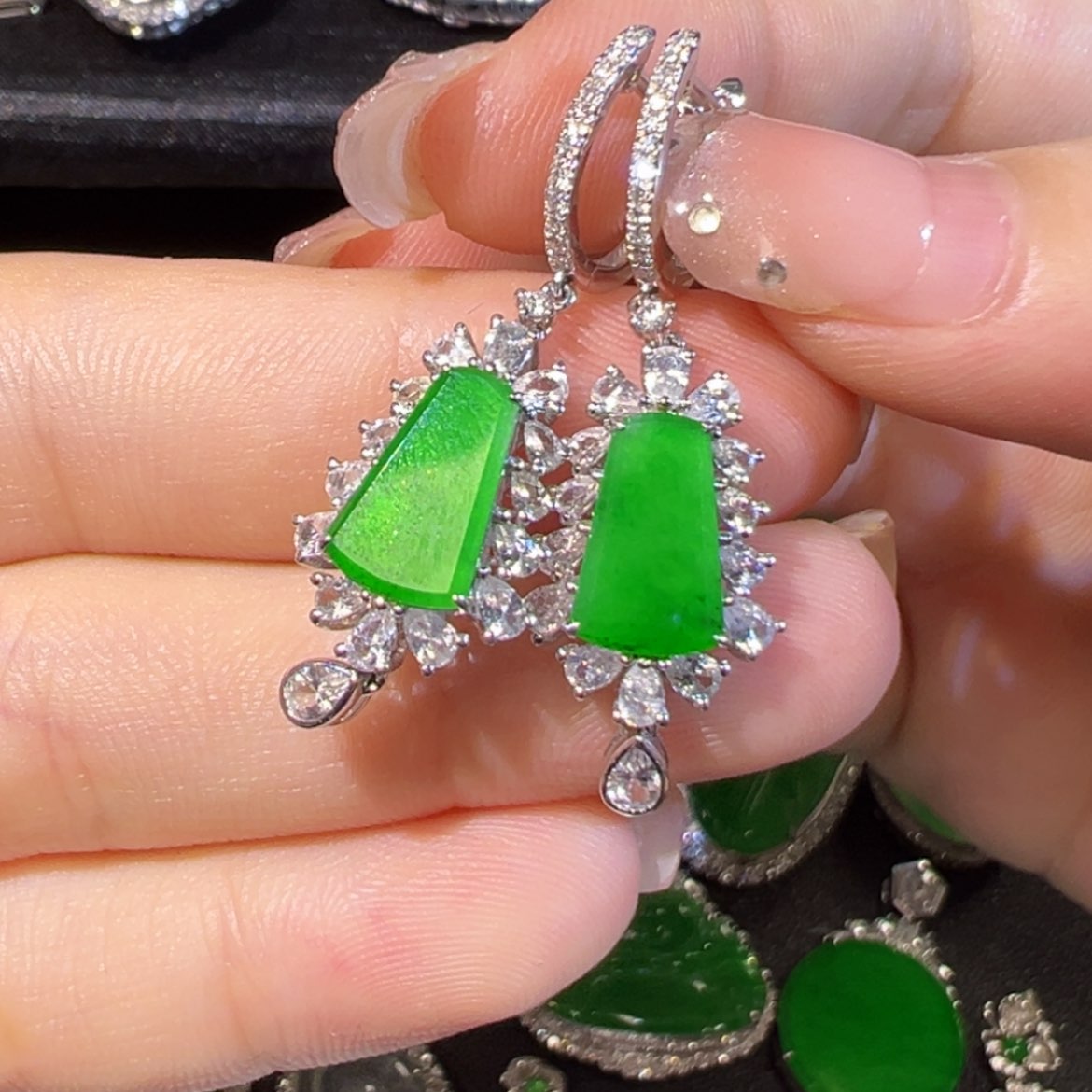 【闪购商品】翡翠18K金镶嵌颈饰缅甸翡翠