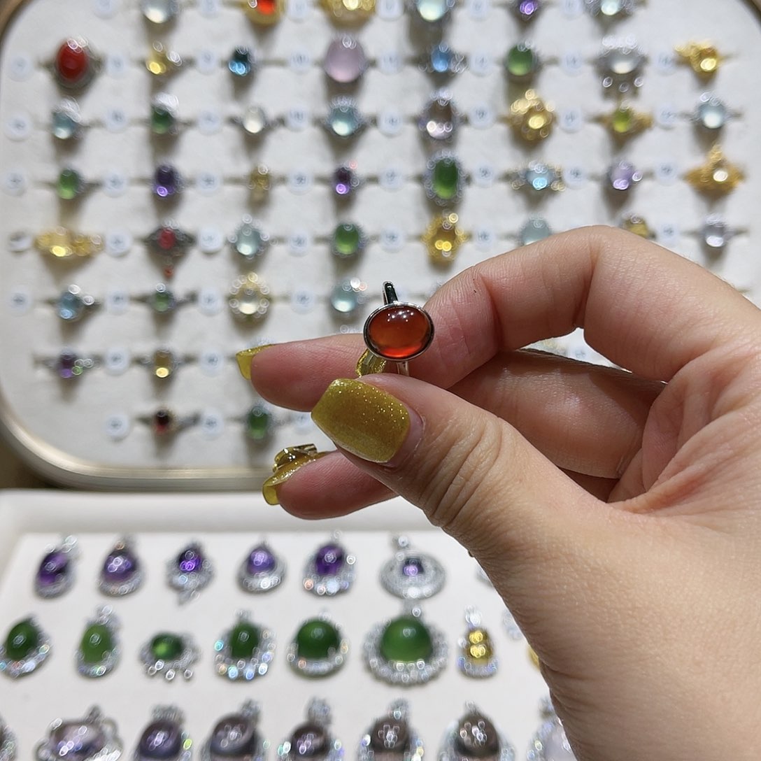 蛇纹石玉戒指银S925镶嵌悦****O