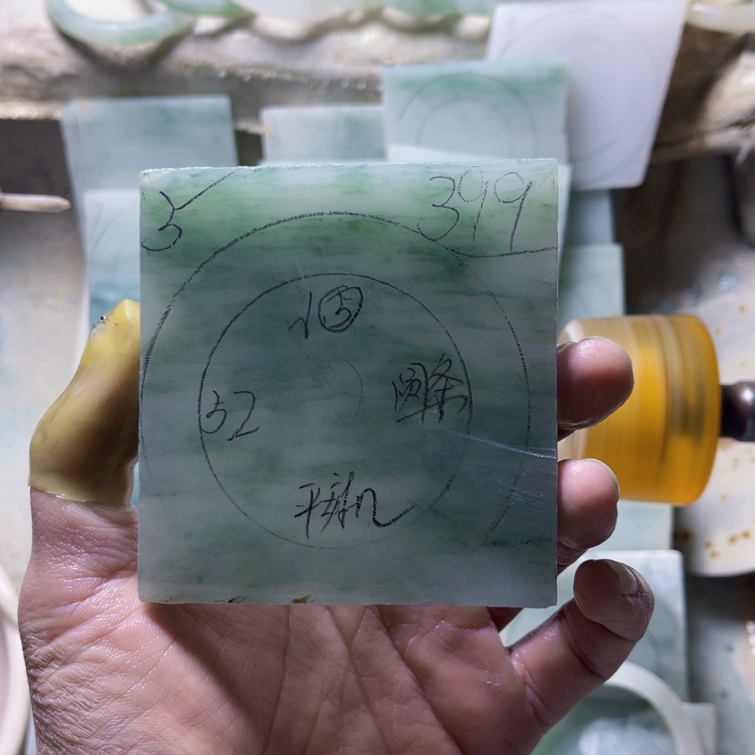 小***⑤定制石英质玉（天山翠）定制款52