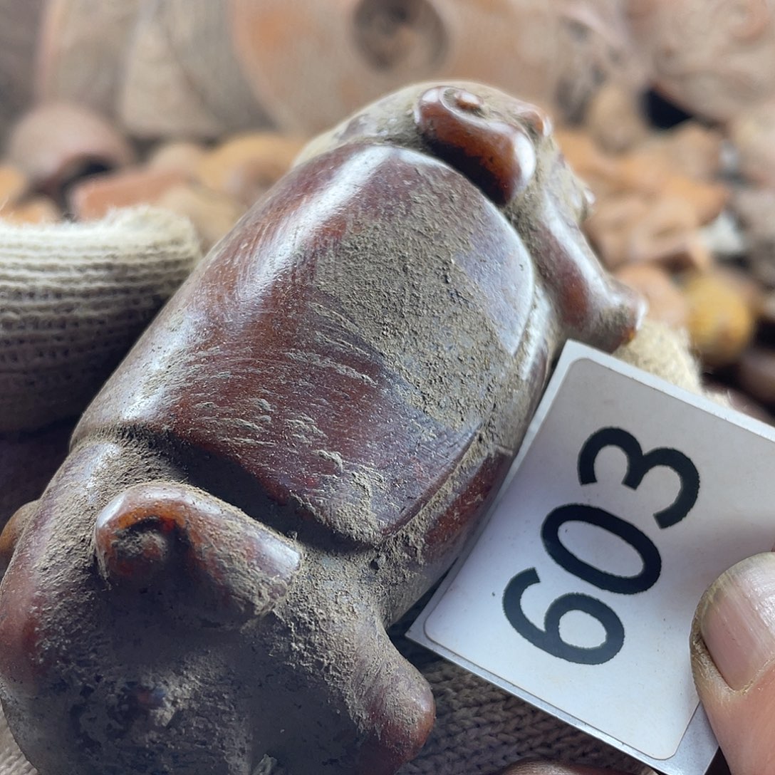 和田玉（糖玉）未镶嵌挂件