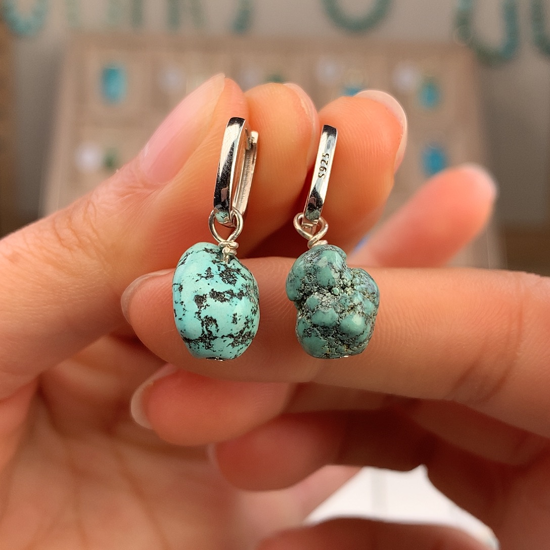 绿松石未镶嵌耳饰