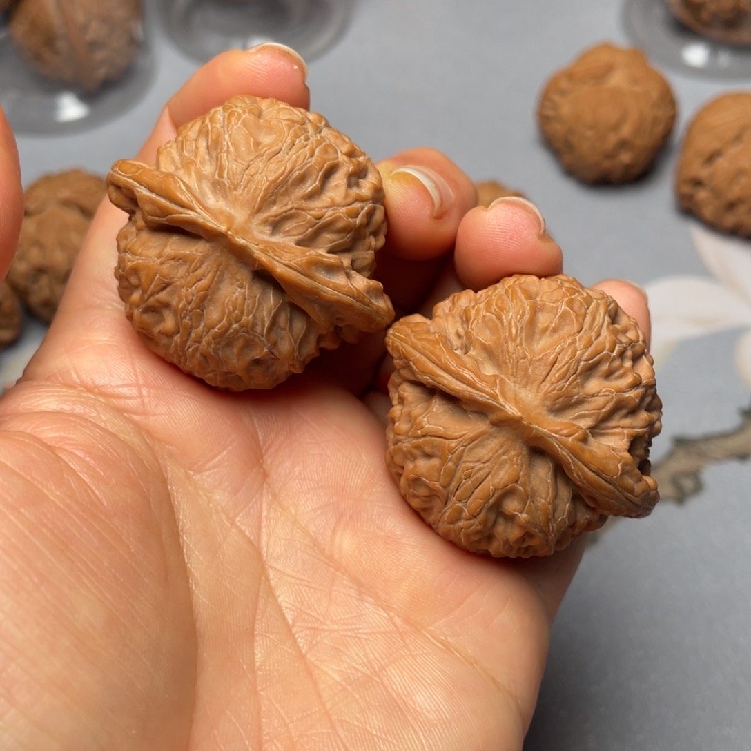 【闪购商品】文玩核桃吊坠宫灯………