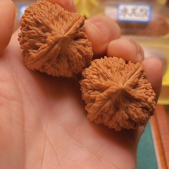 文玩核桃把件边35肚38全品大蒜头