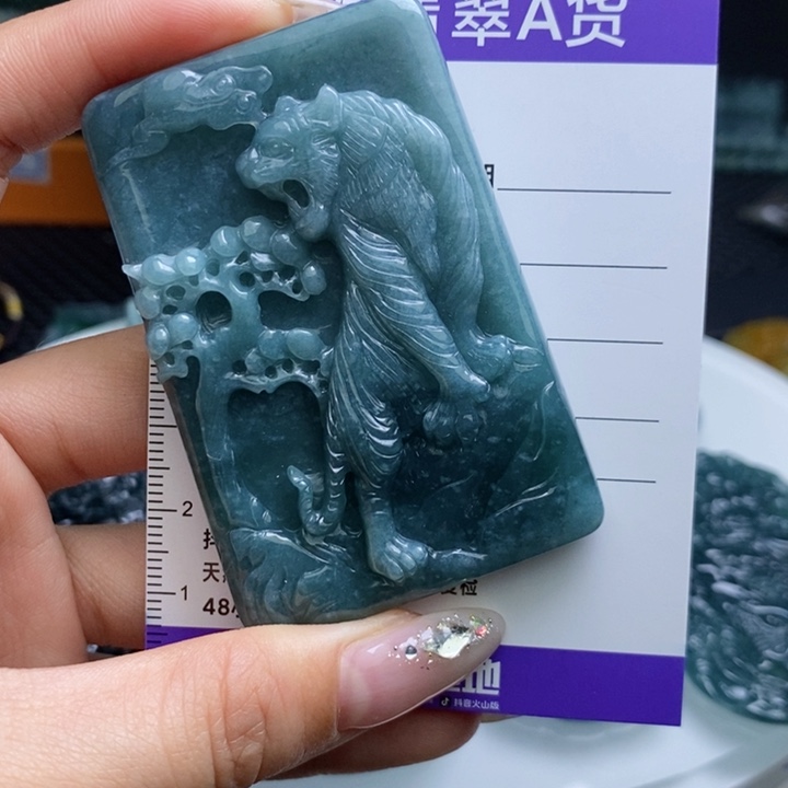 【闪购商品】翡翠颈饰未镶嵌111111111111