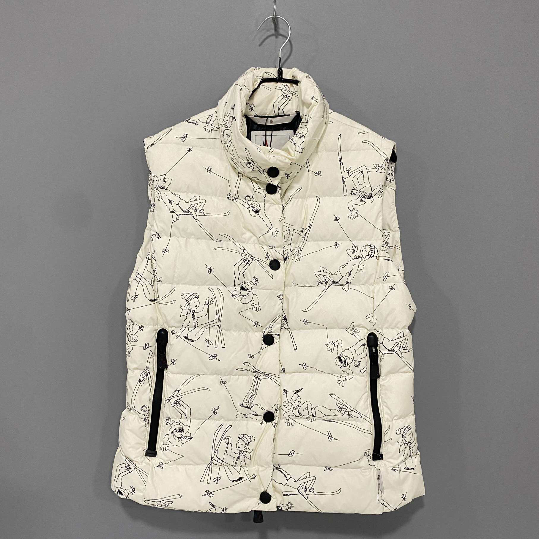 99新 MONCLER 人像滑雪线条羽绒马甲/4码/52903