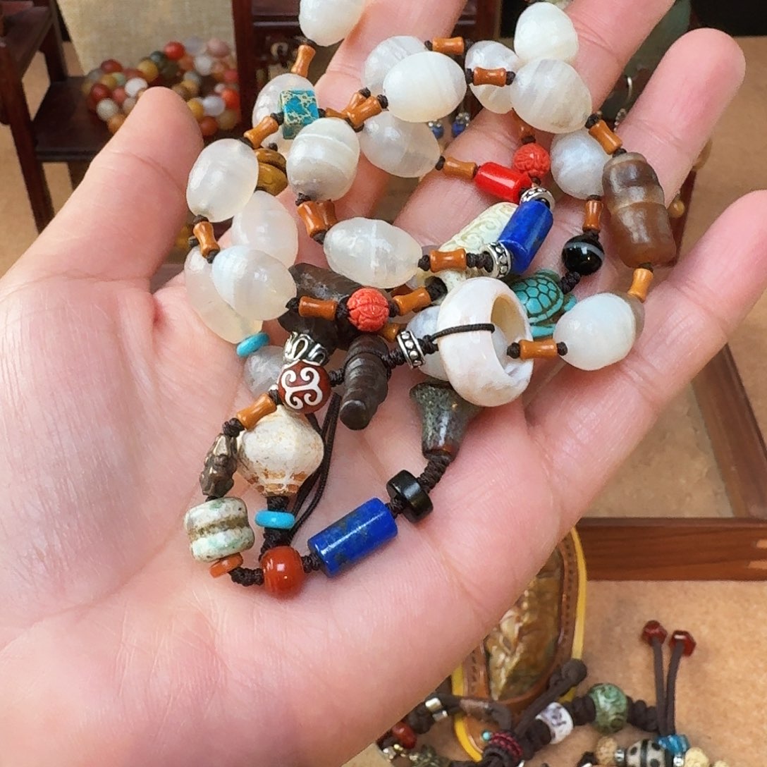 世***我阿拉善地表原石项链