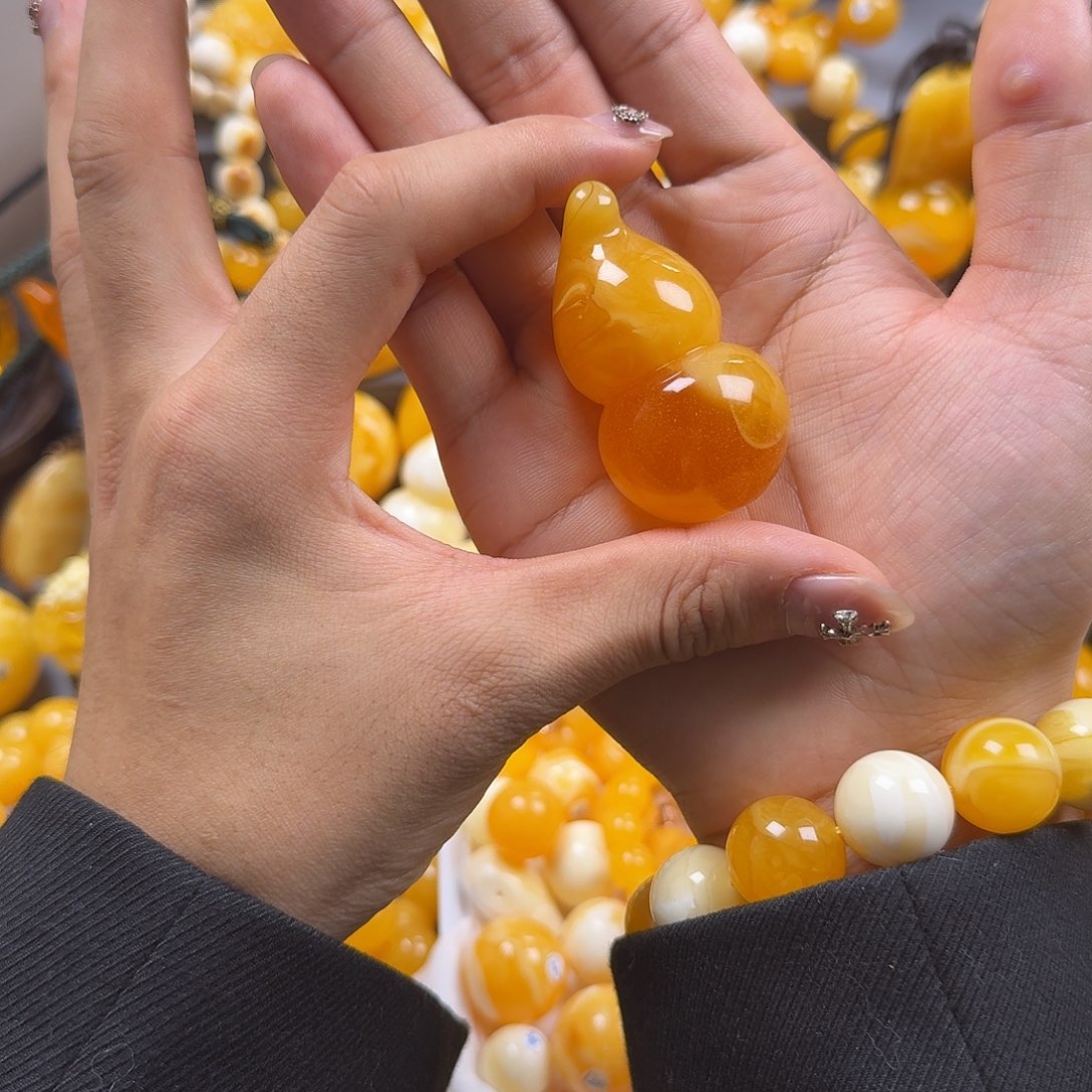 蜜蜡珠宝奇石未镶嵌葫芦