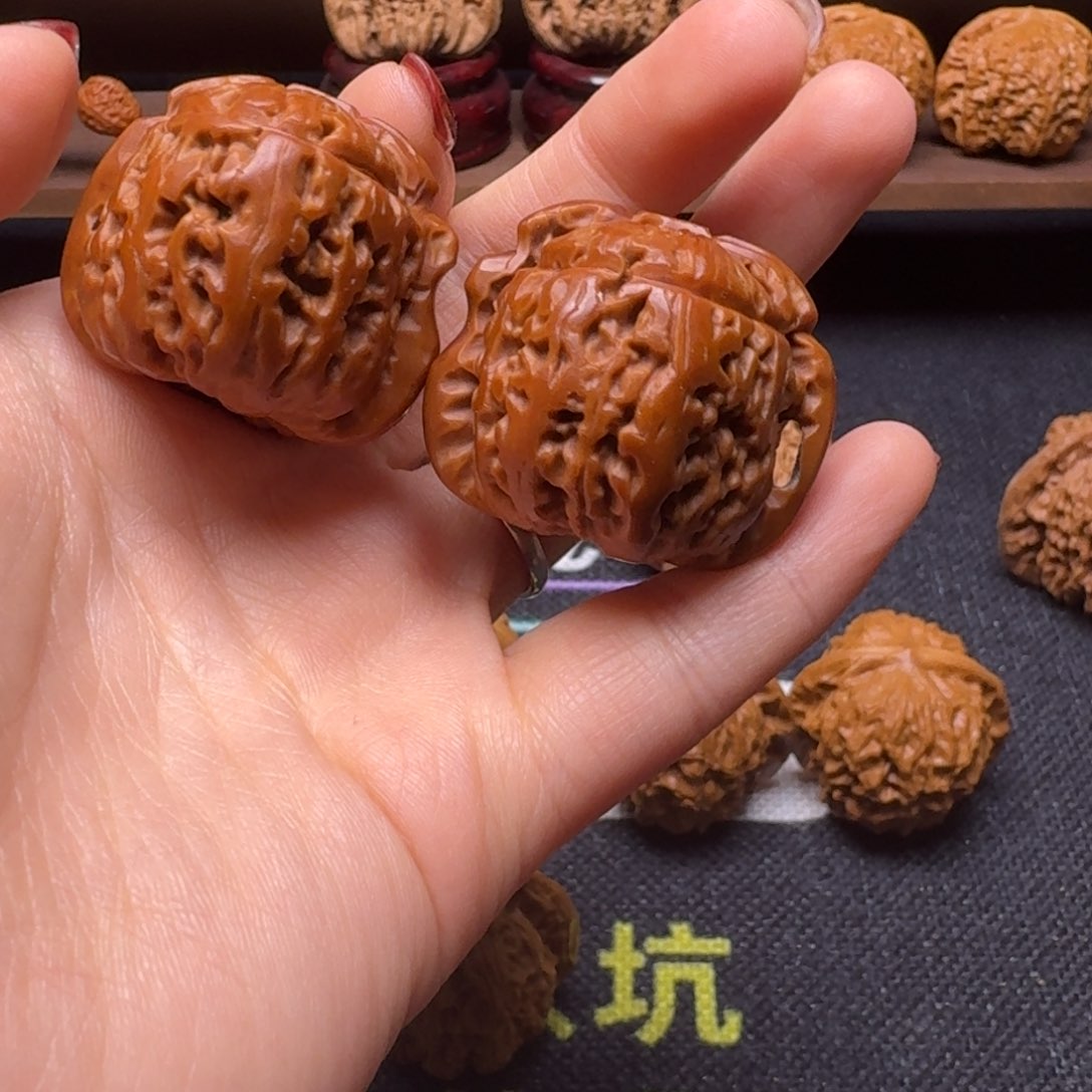 文玩核桃吊坠把把壶