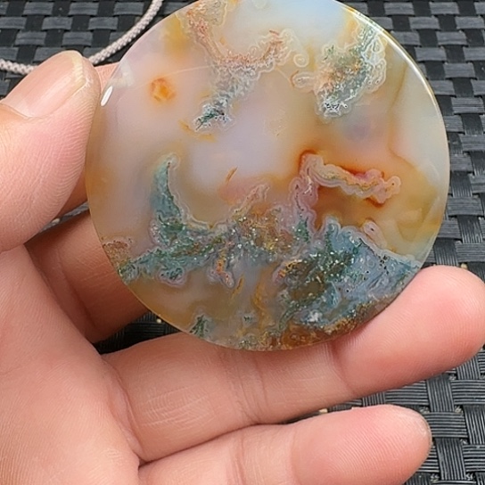 知***乐玛瑙/玉髓未镶嵌颈饰