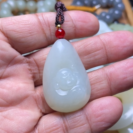 未镶嵌和田玉挂件签****。