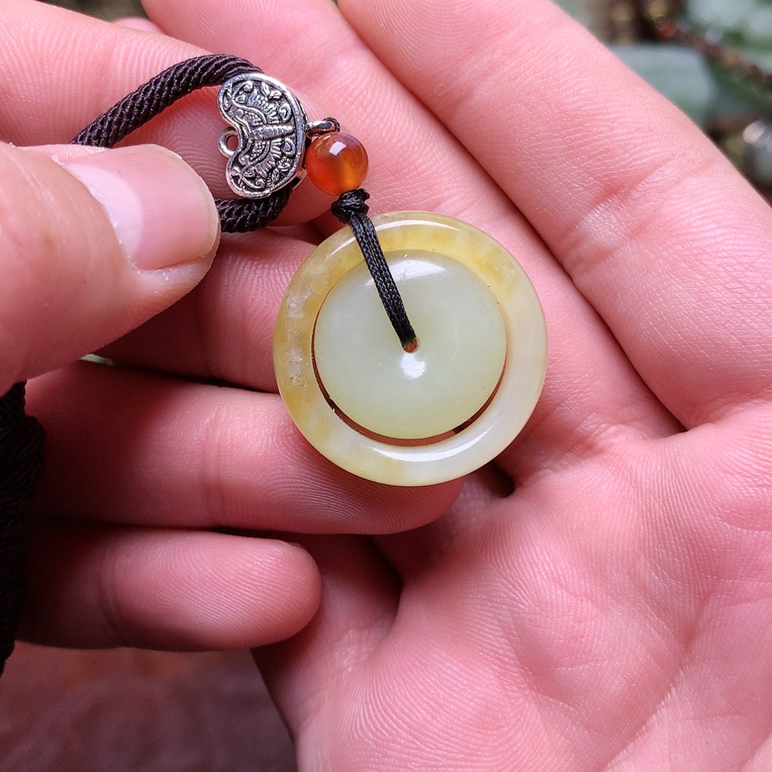 岫岩老玉（透闪石质玉）挂件未镶嵌