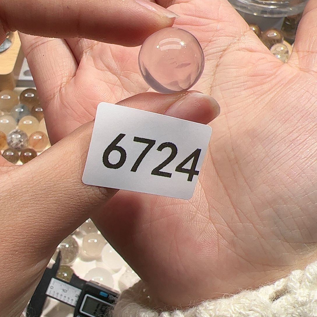 未镶嵌水晶大型摆件（非配饰）