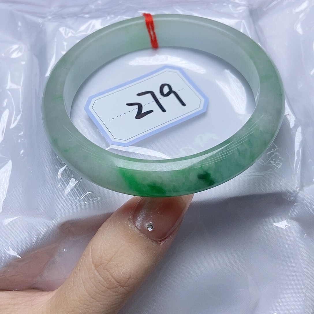 翡翠手镯未镶嵌58.3