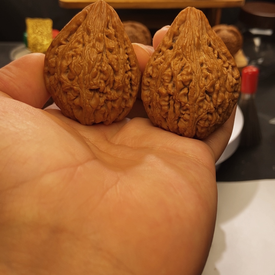 文玩核桃吊坠坐佛40
