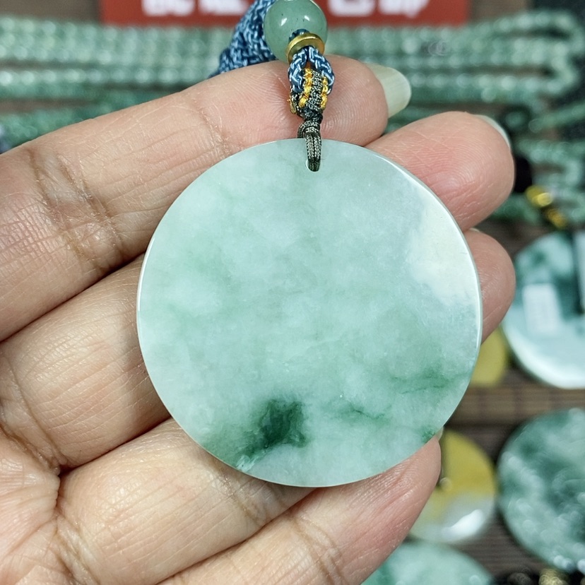 【闪购商品】翡翠颈饰未镶嵌玉吊坠翡翠玉圆形无事牌小款