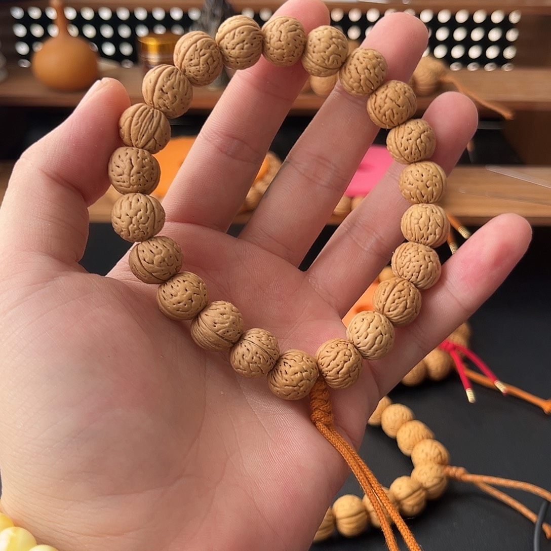 吊坠桃核13野生金丹