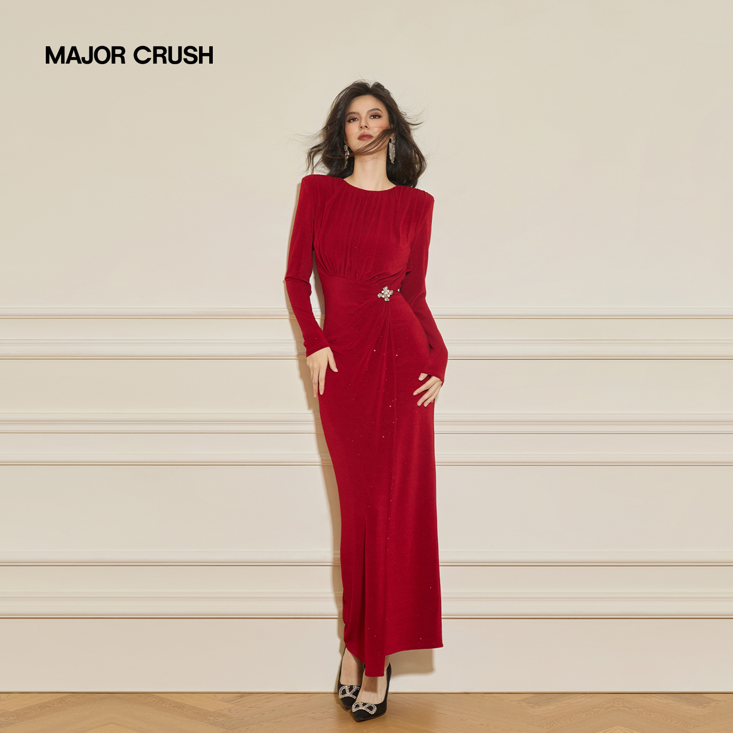 MAJOR CRUSH冬季新款气质长裙时尚针织法式复古意象连衣裙7915