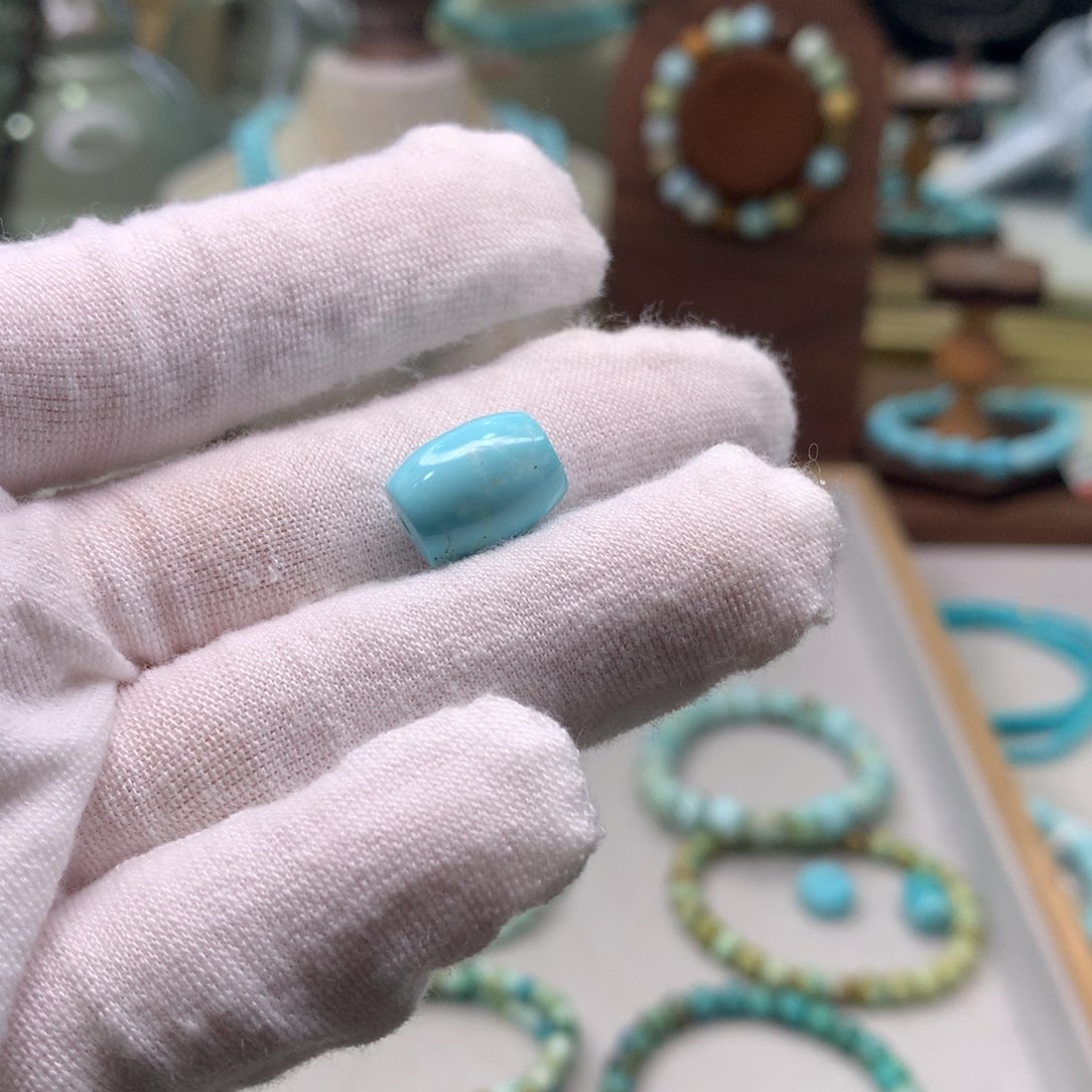 绿松石配饰未镶嵌