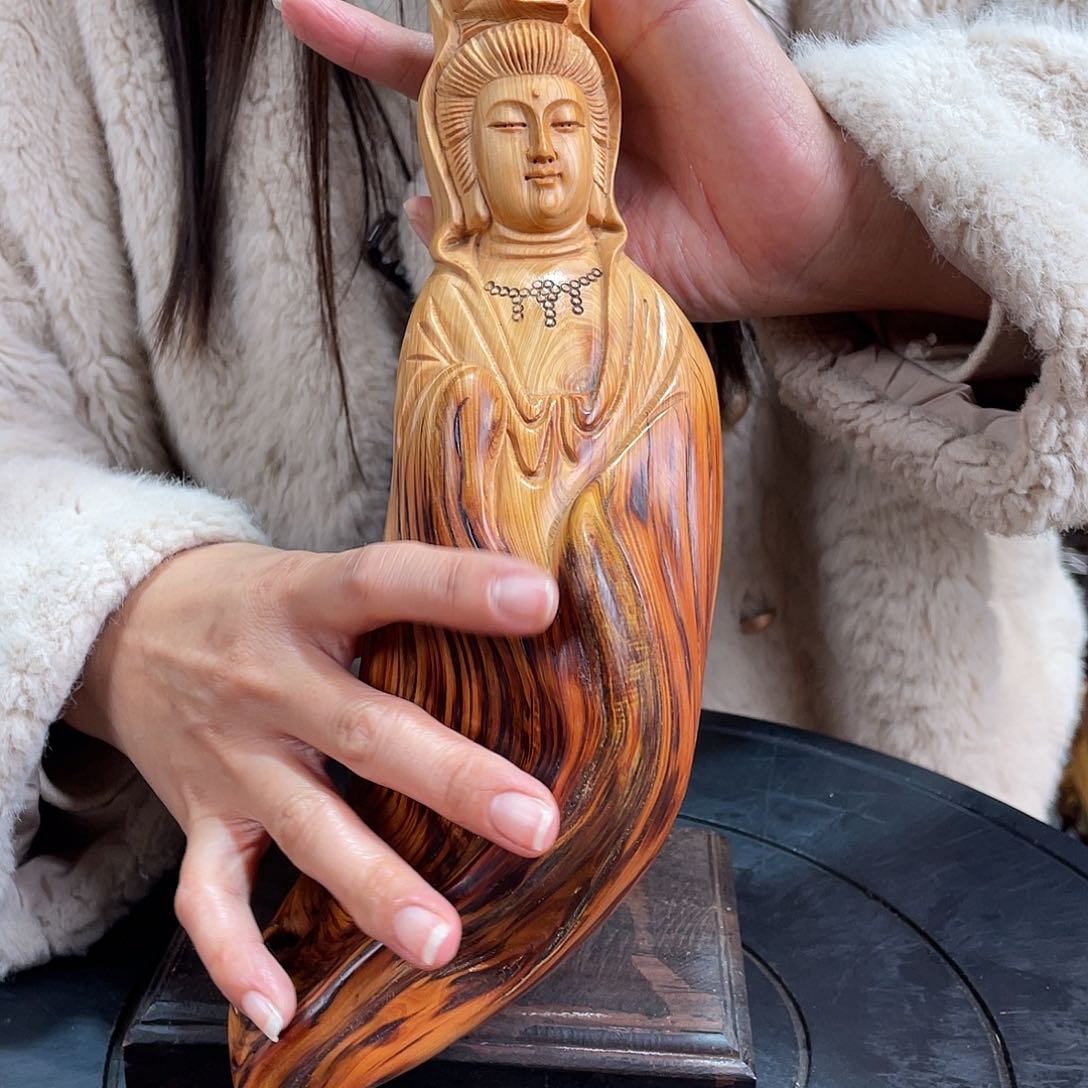 柏木（崖柏）随型艺术根雕