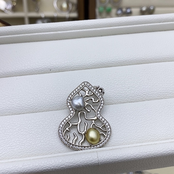 悠***悠颈饰海水珍珠银S925镶嵌