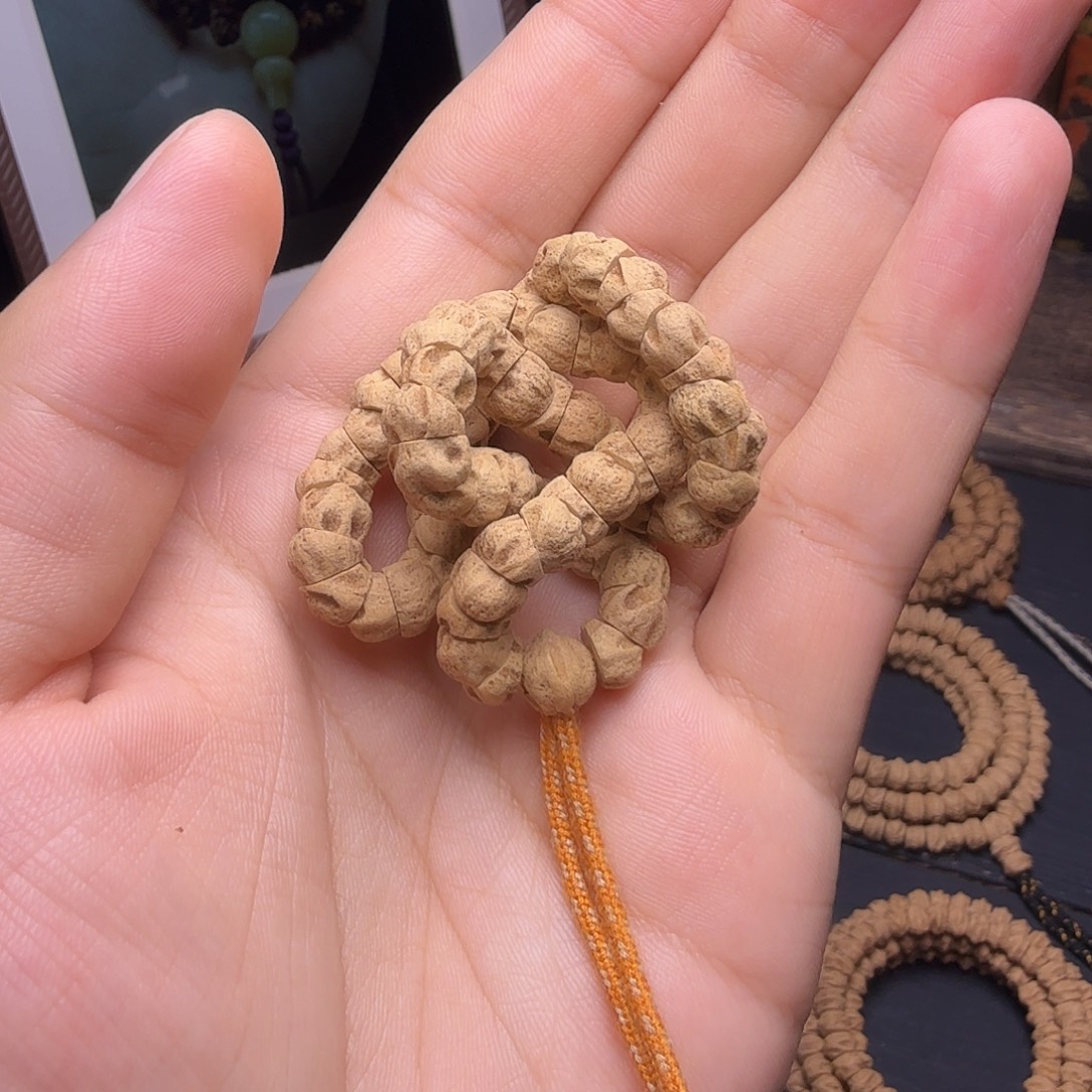 柏香籽/百香籽吊坠