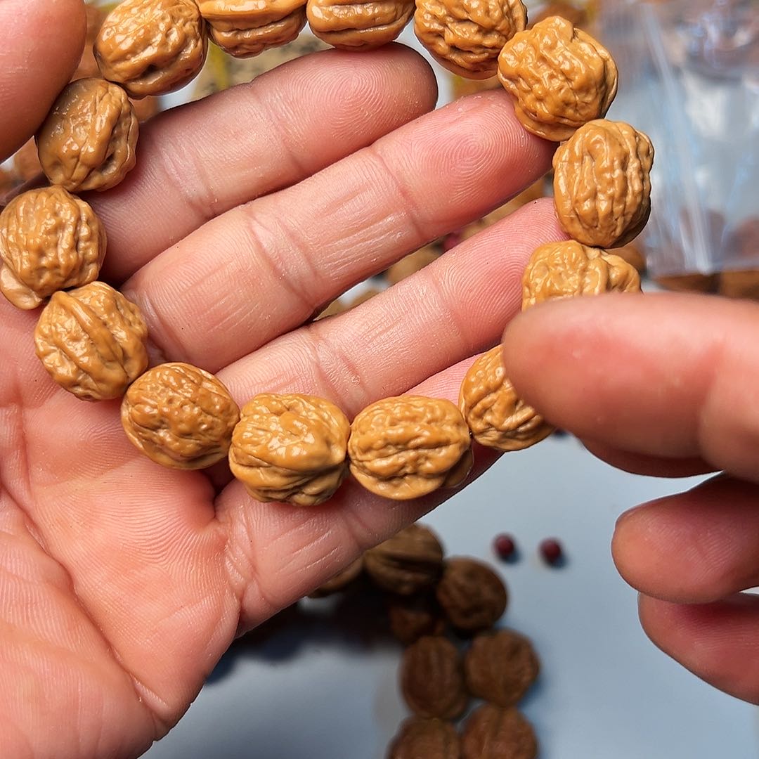 猴头核桃吊坠宏****瓦金蟾15血蛤