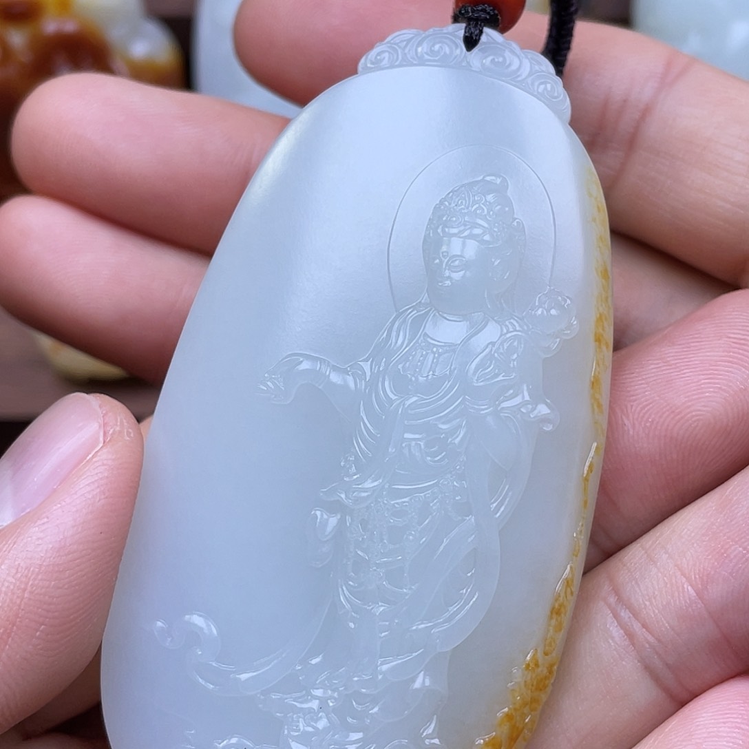 和田玉颈饰未镶嵌