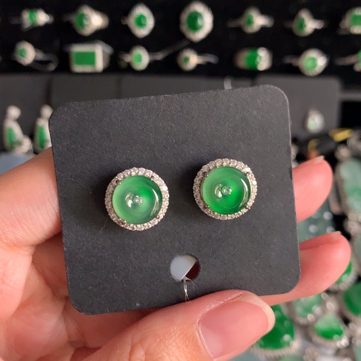 【闪购商品】翡翠银S925镶嵌耳饰張**姐天然翡翠