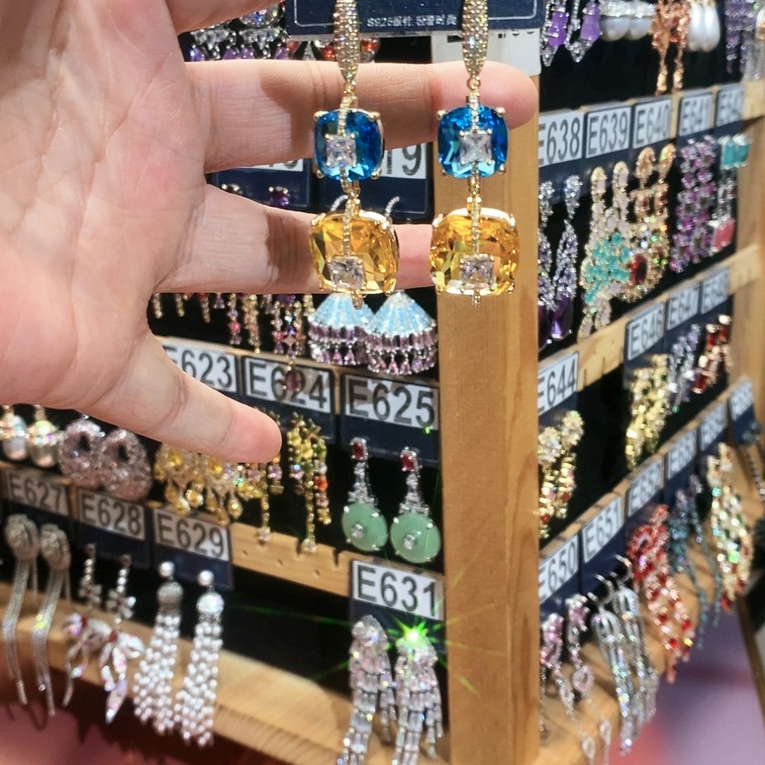 【闪购商品】纯铜925银锆石我**了