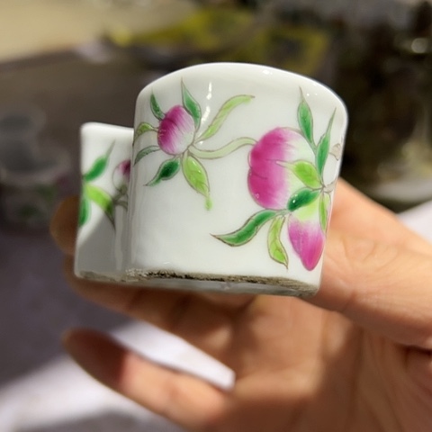 是因为她太喜欢了所以他还是那么